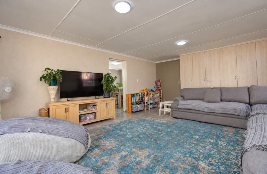 3 Bedroom Property for Sale in Wilgeheuwel Gauteng