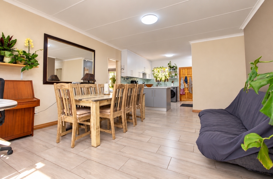 3 Bedroom Property for Sale in Wilgeheuwel Gauteng