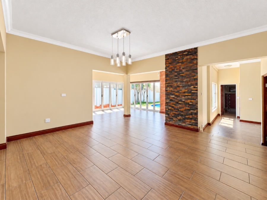 4 Bedroom Property for Sale in Heritage Hill Gauteng
