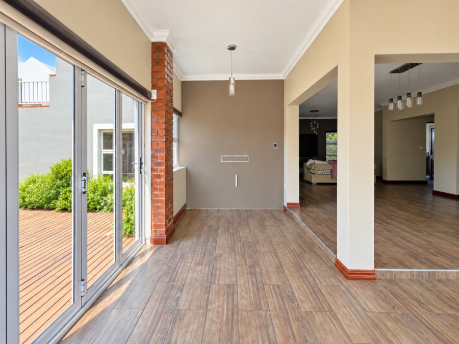 4 Bedroom Property for Sale in Heritage Hill Gauteng