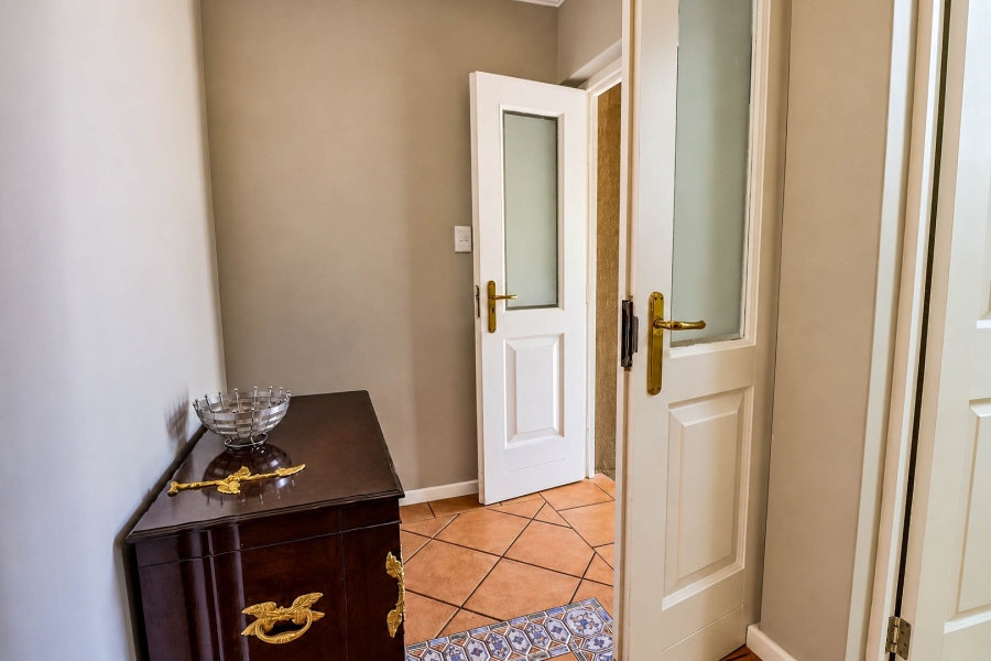 5 Bedroom Property for Sale in Centurion Golf Estate Gauteng