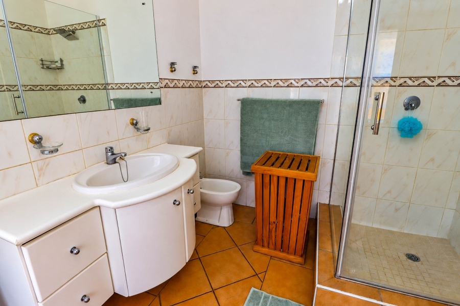 5 Bedroom Property for Sale in Centurion Golf Estate Gauteng