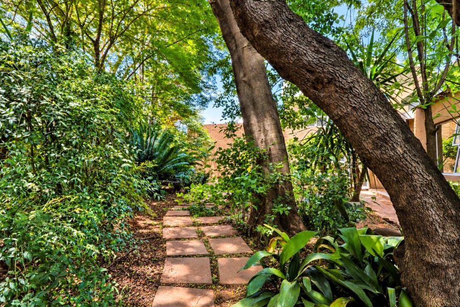 5 Bedroom Property for Sale in Centurion Golf Estate Gauteng