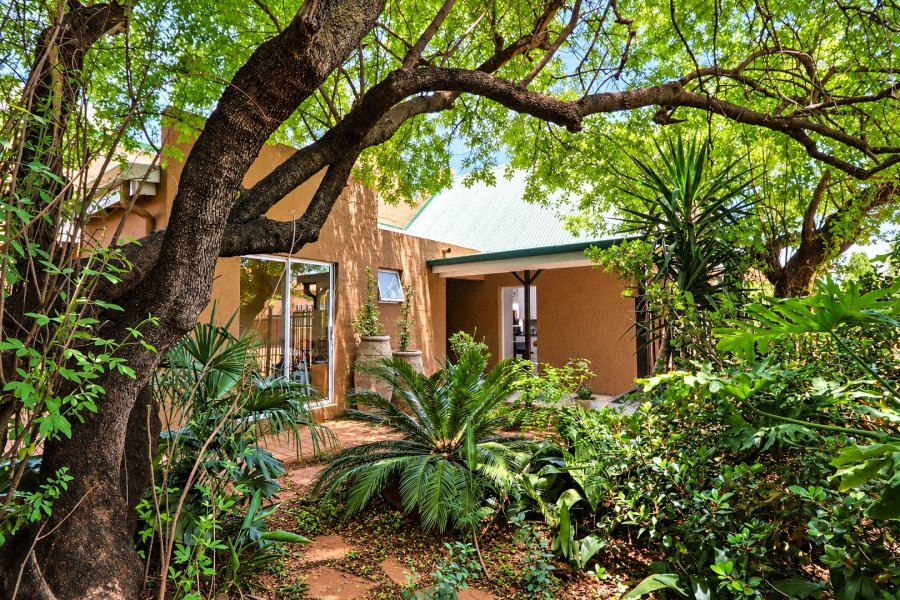 5 Bedroom Property for Sale in Centurion Golf Estate Gauteng