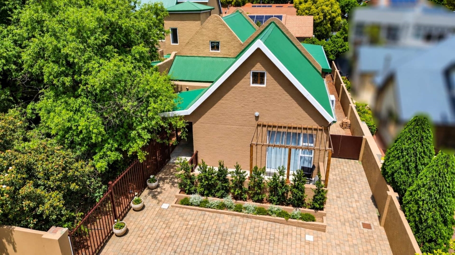5 Bedroom Property for Sale in Centurion Golf Estate Gauteng