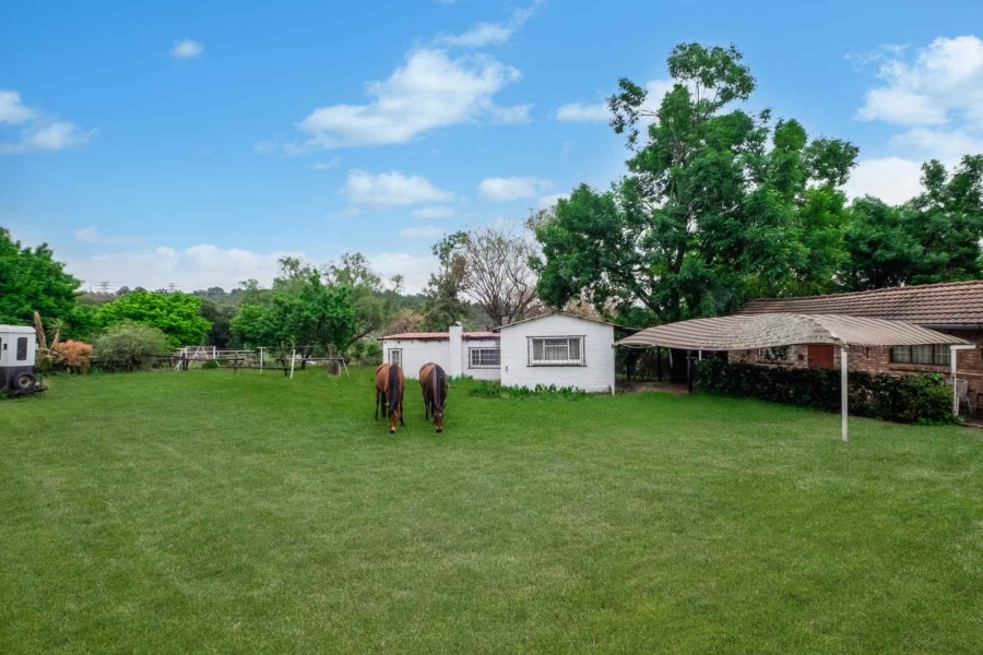 0 Bedroom Property for Sale in Blue Hills Gauteng