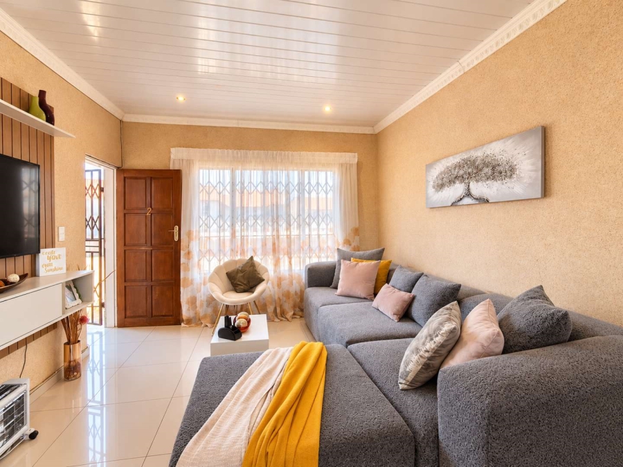 2 Bedroom Property for Sale in Groblerpark Gauteng