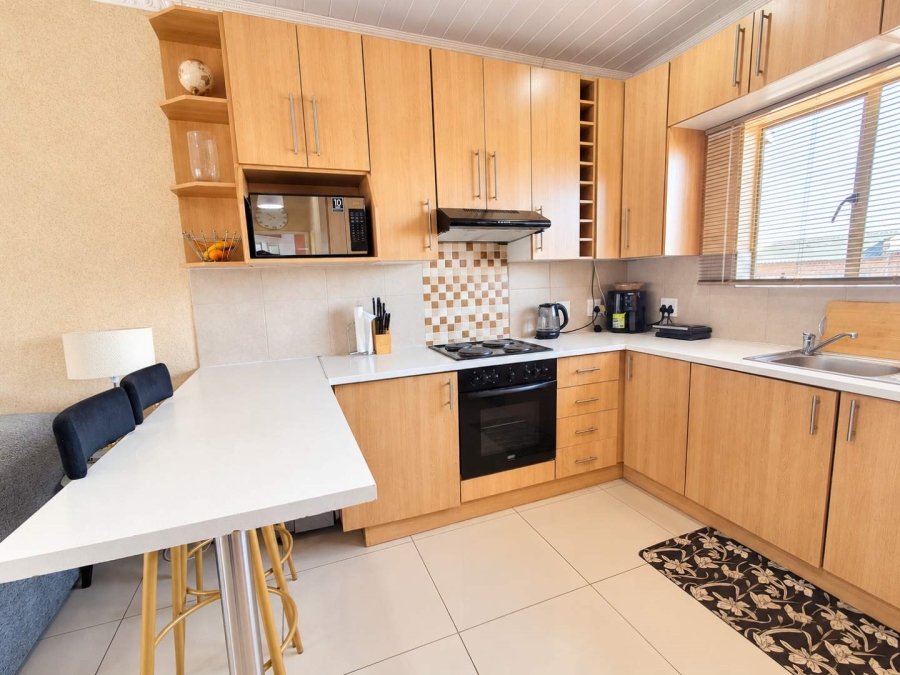 2 Bedroom Property for Sale in Groblerpark Gauteng