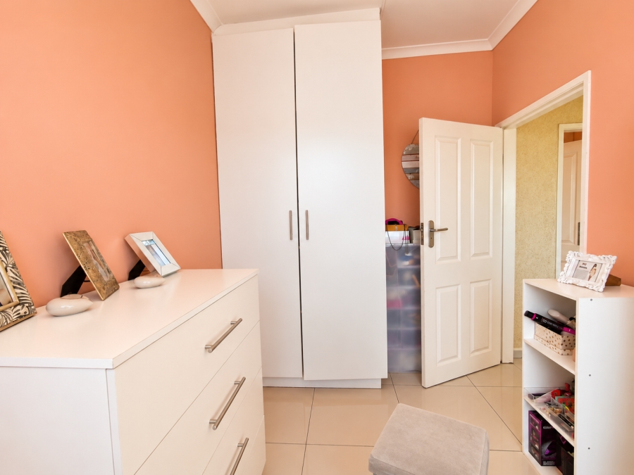 2 Bedroom Property for Sale in Groblerpark Gauteng