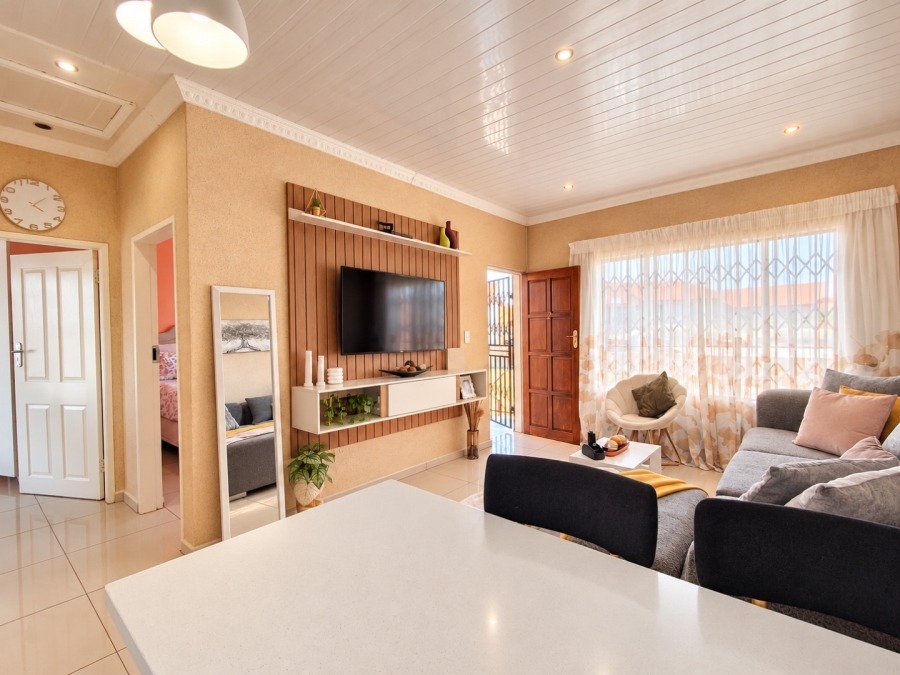 2 Bedroom Property for Sale in Groblerpark Gauteng
