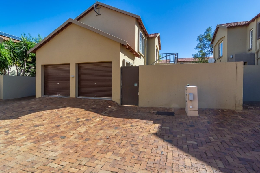 3 Bedroom Property for Sale in Willowbrook Gauteng