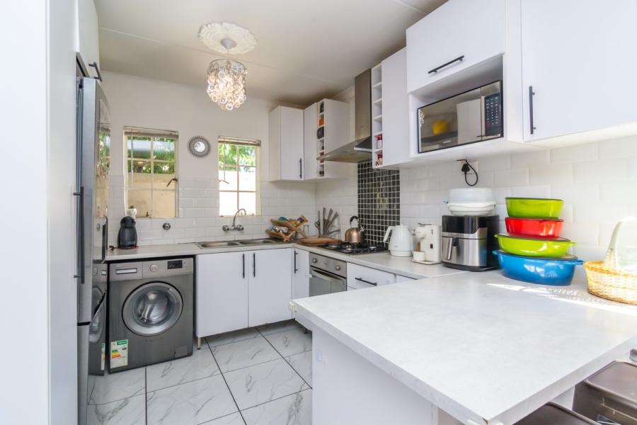 3 Bedroom Property for Sale in Willowbrook Gauteng