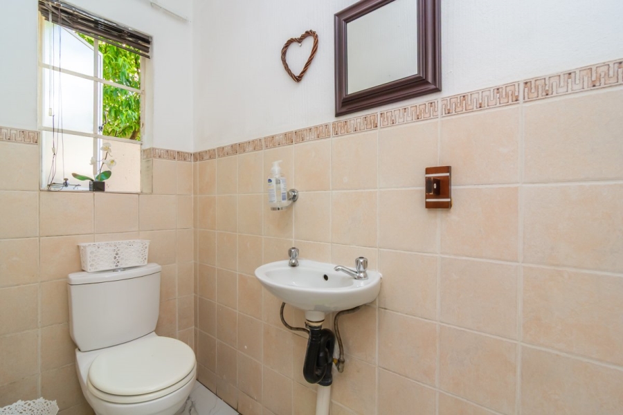 3 Bedroom Property for Sale in Willowbrook Gauteng