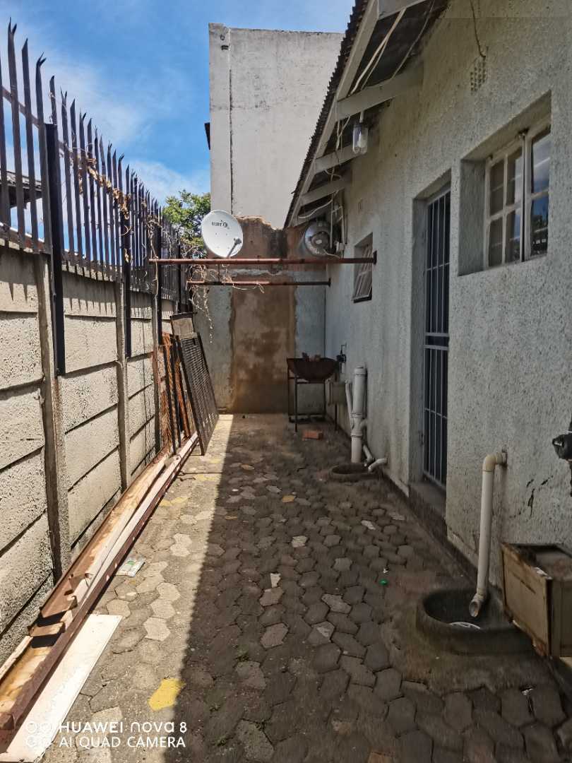 14 Bedroom Property for Sale in Unigray Gauteng