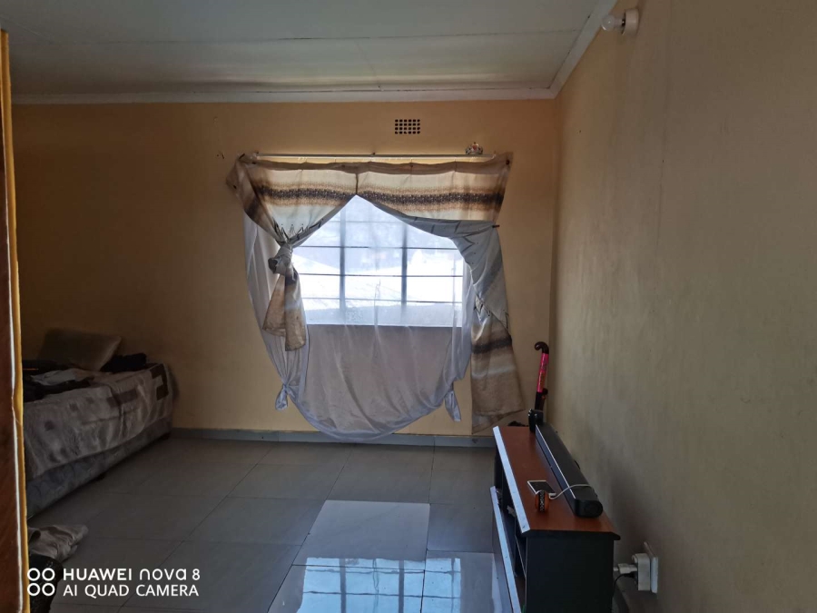 14 Bedroom Property for Sale in Unigray Gauteng