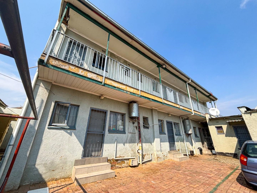 14 Bedroom Property for Sale in Unigray Gauteng