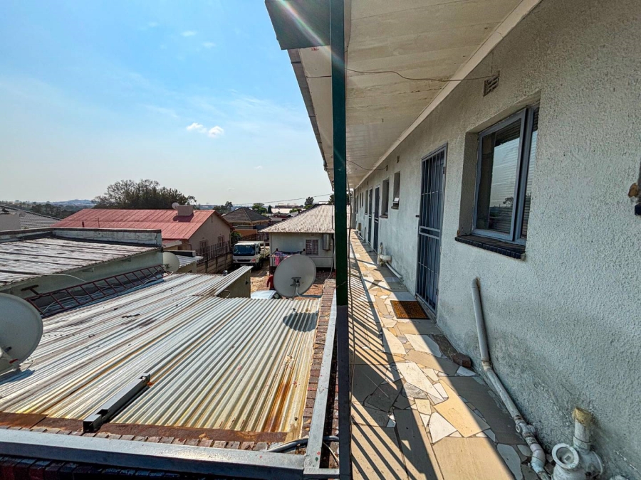 14 Bedroom Property for Sale in Unigray Gauteng