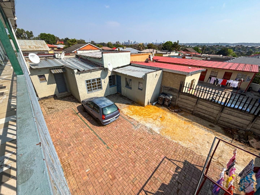 14 Bedroom Property for Sale in Unigray Gauteng