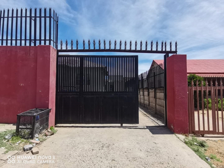 14 Bedroom Property for Sale in Unigray Gauteng