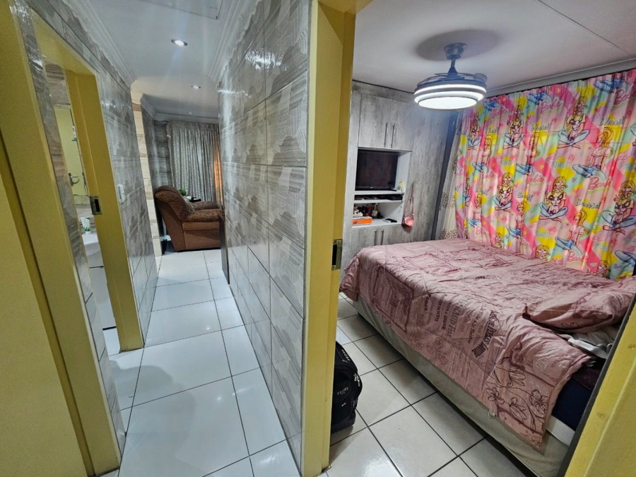3 Bedroom Property for Sale in Lotus Gardens Gauteng