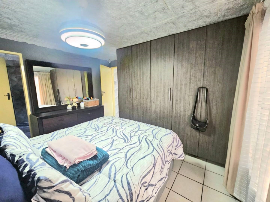3 Bedroom Property for Sale in Lotus Gardens Gauteng