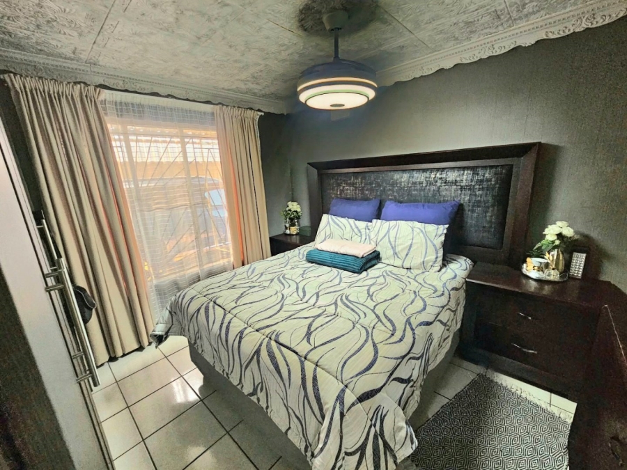 3 Bedroom Property for Sale in Lotus Gardens Gauteng