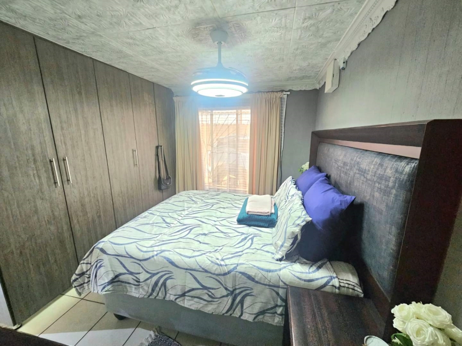 3 Bedroom Property for Sale in Lotus Gardens Gauteng