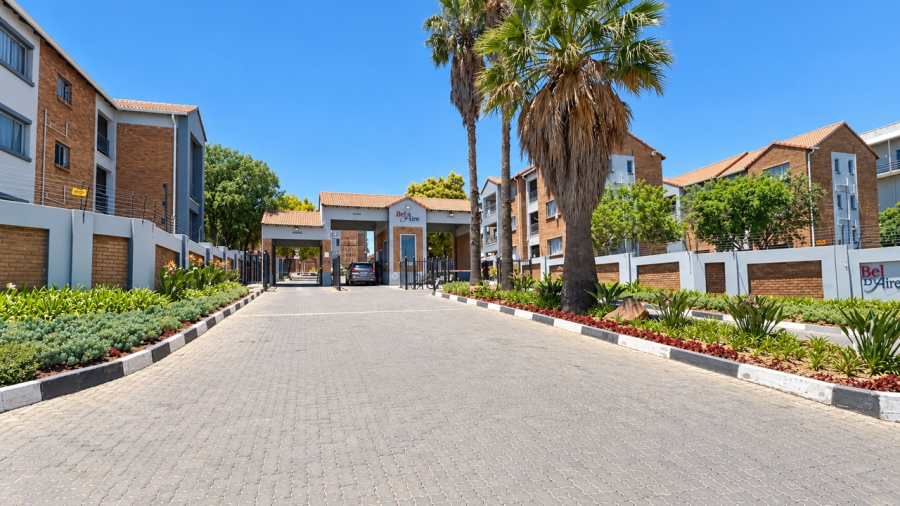 2 Bedroom Property for Sale in Vorna Valley Gauteng