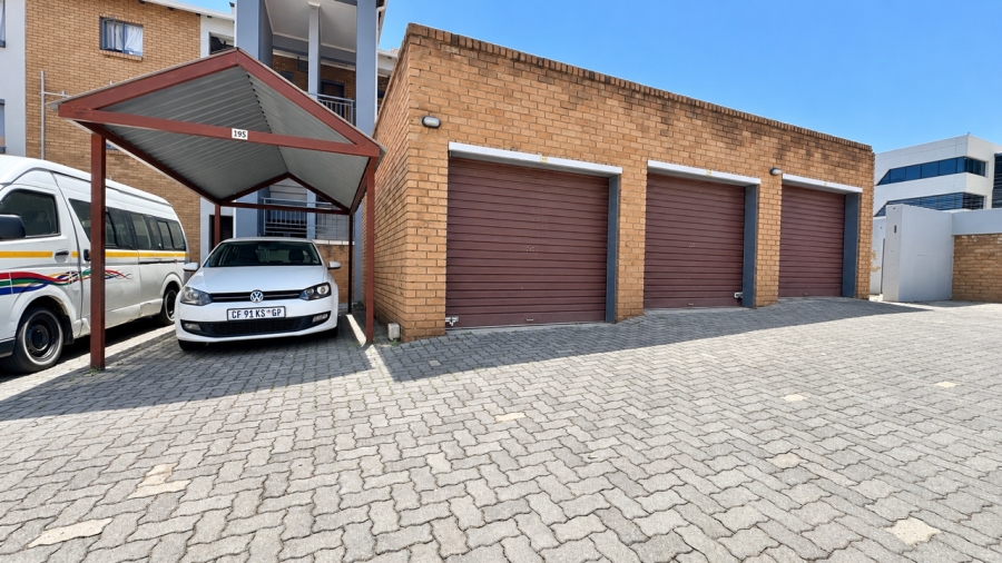 2 Bedroom Property for Sale in Vorna Valley Gauteng