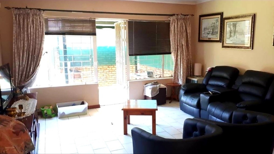 2 Bedroom Property for Sale in Kempton Park Gauteng