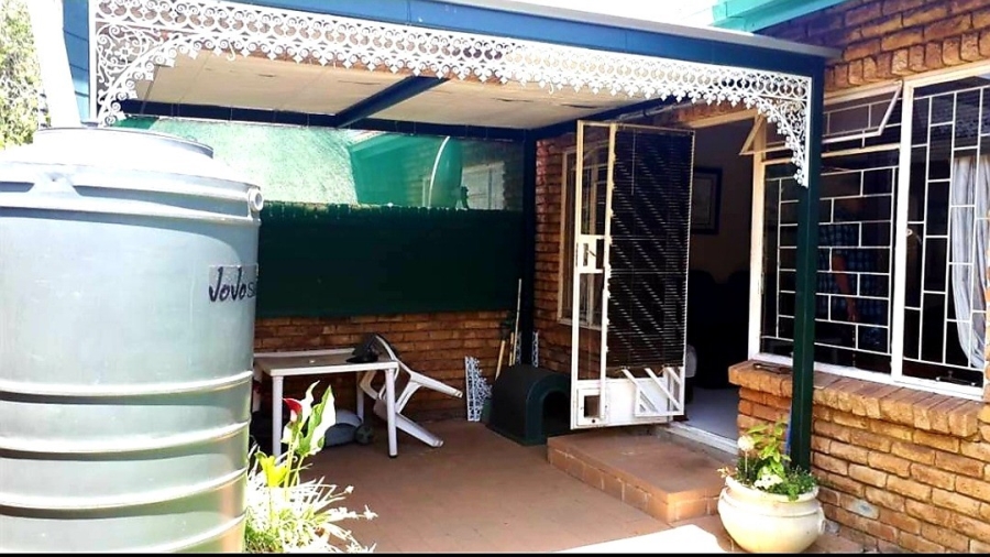 2 Bedroom Property for Sale in Kempton Park Gauteng