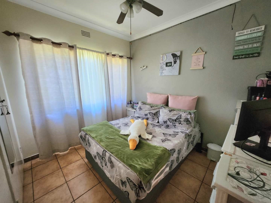 4 Bedroom Property for Sale in Verwoerdpark Gauteng