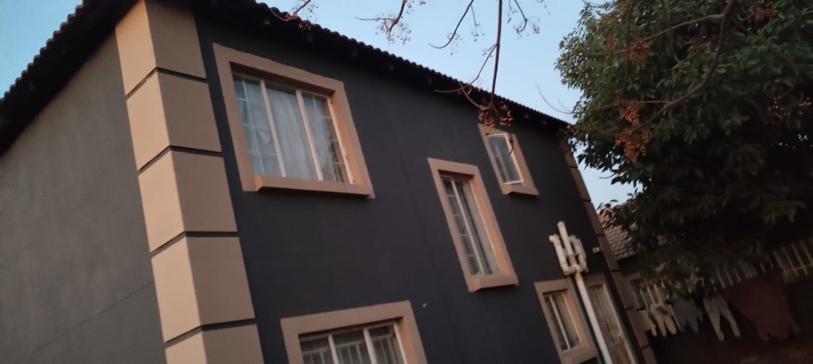 4 Bedroom Property for Sale in Nkwe Estate Gauteng