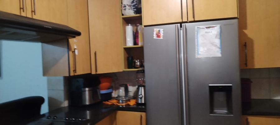 4 Bedroom Property for Sale in Nkwe Estate Gauteng