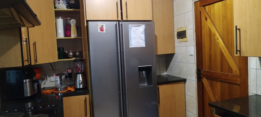 4 Bedroom Property for Sale in Nkwe Estate Gauteng
