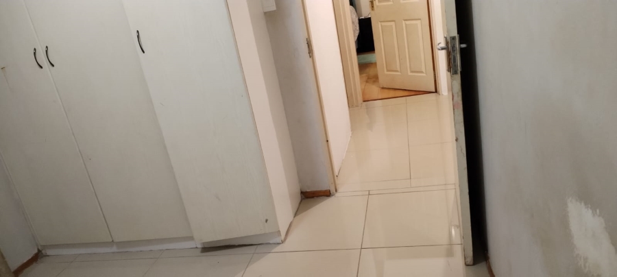 4 Bedroom Property for Sale in Nkwe Estate Gauteng