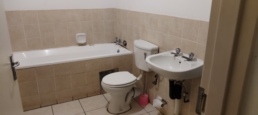 4 Bedroom Property for Sale in Nkwe Estate Gauteng