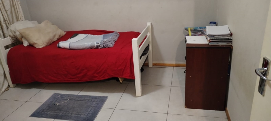 4 Bedroom Property for Sale in Nkwe Estate Gauteng