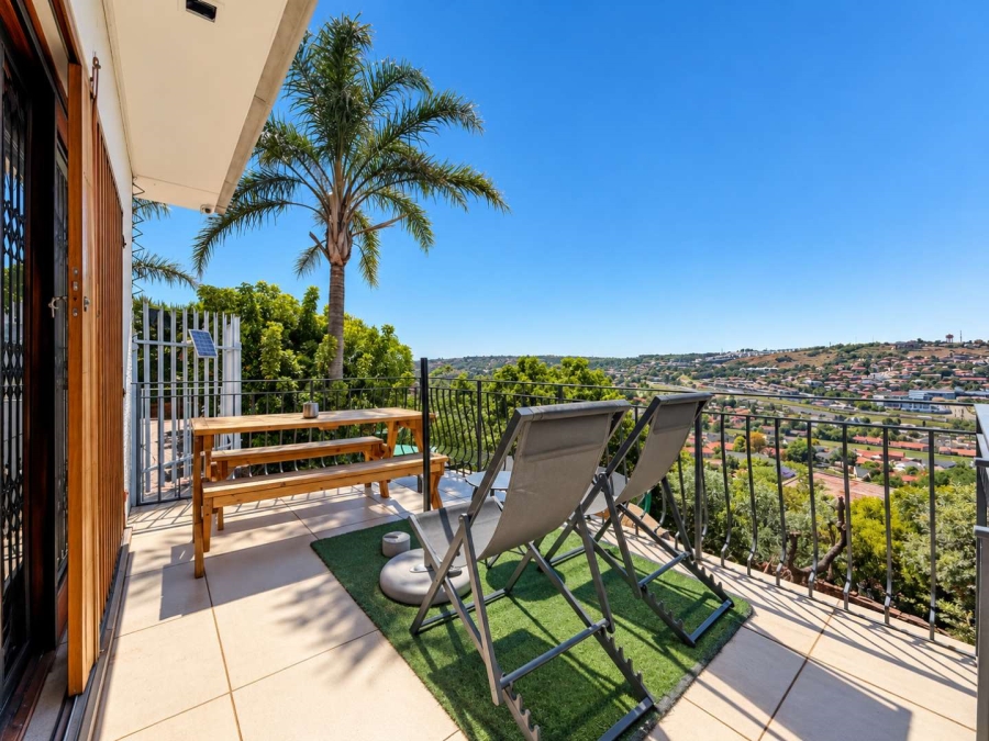 3 Bedroom Property for Sale in Glenvista Gauteng