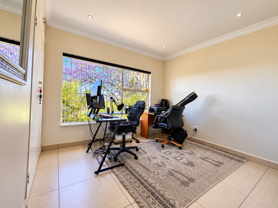 3 Bedroom Property for Sale in Glenvista Gauteng