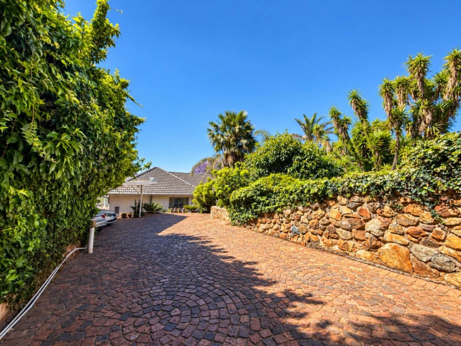 3 Bedroom Property for Sale in Glenvista Gauteng