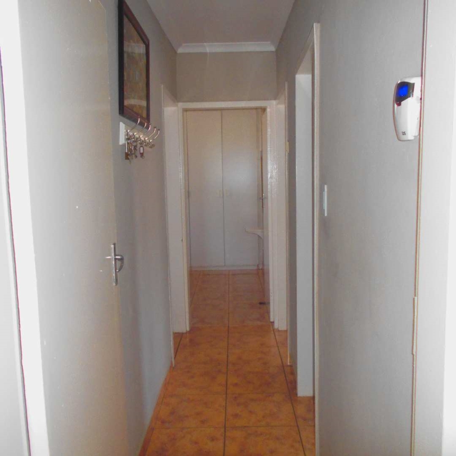 3 Bedroom Property for Sale in Brackenhurst Gauteng