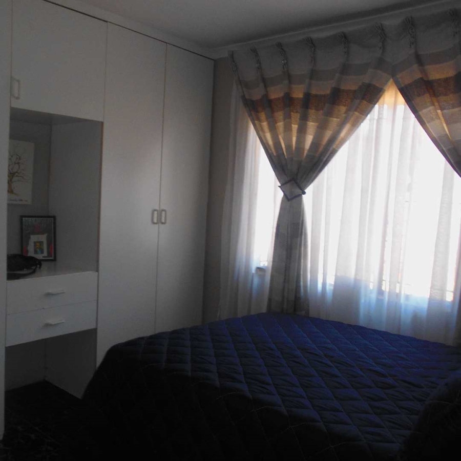 3 Bedroom Property for Sale in Brackenhurst Gauteng