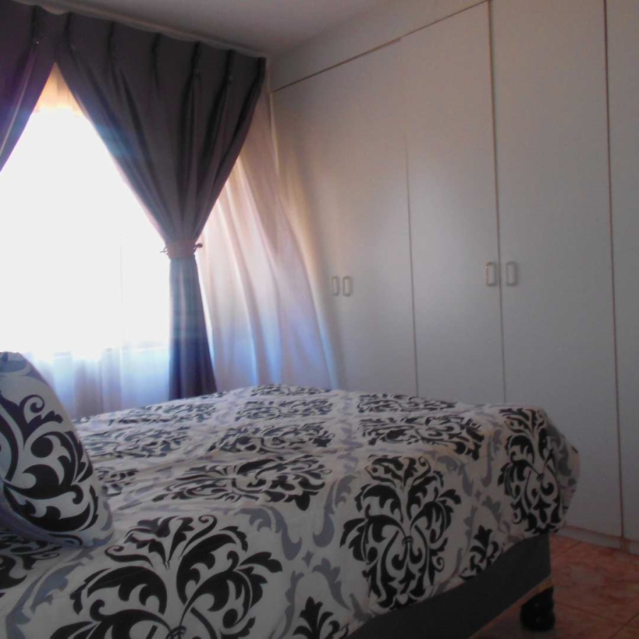 3 Bedroom Property for Sale in Brackenhurst Gauteng
