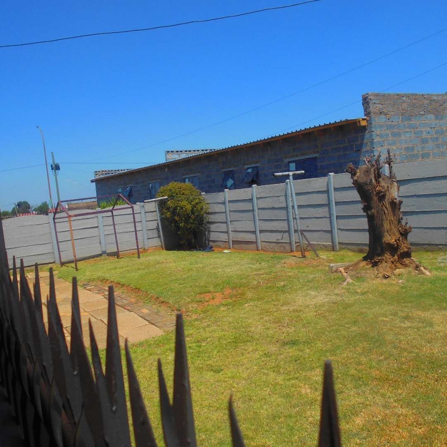 3 Bedroom Property for Sale in Brackenhurst Gauteng