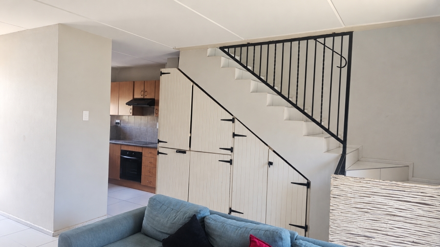 2 Bedroom Property for Sale in Allens Nek Gauteng