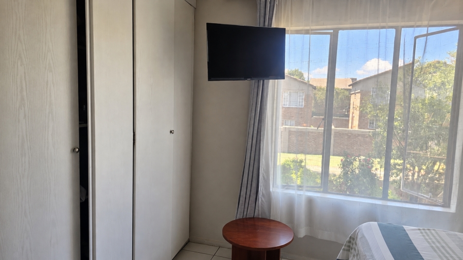 2 Bedroom Property for Sale in Allens Nek Gauteng