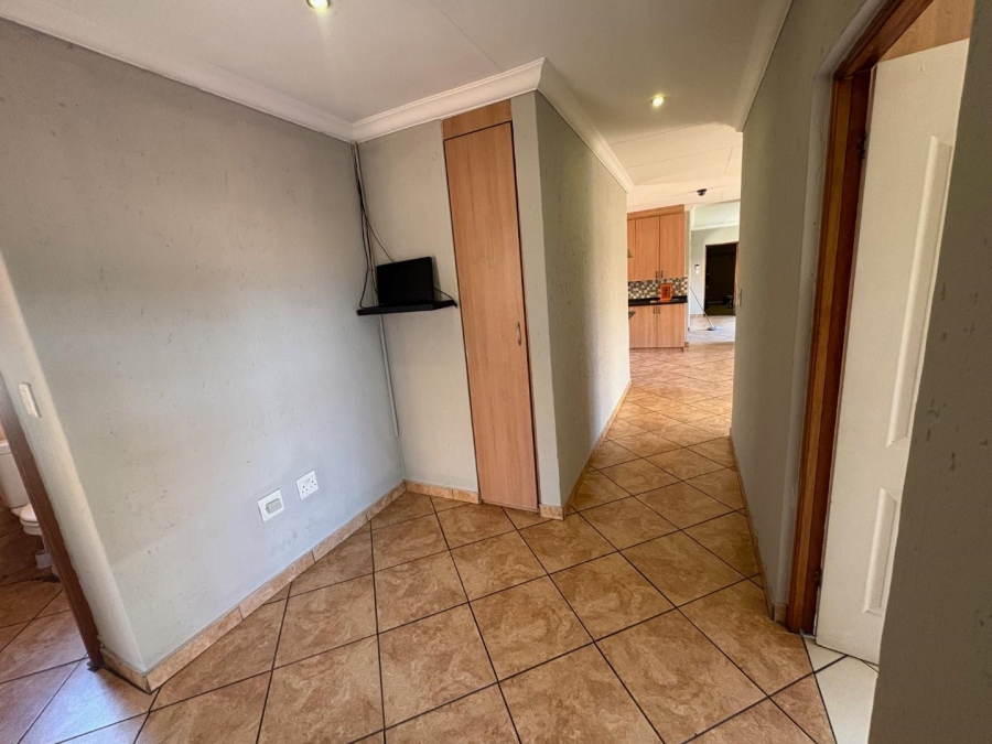 To Let 3 Bedroom Property for Rent in New State Areas Gauteng