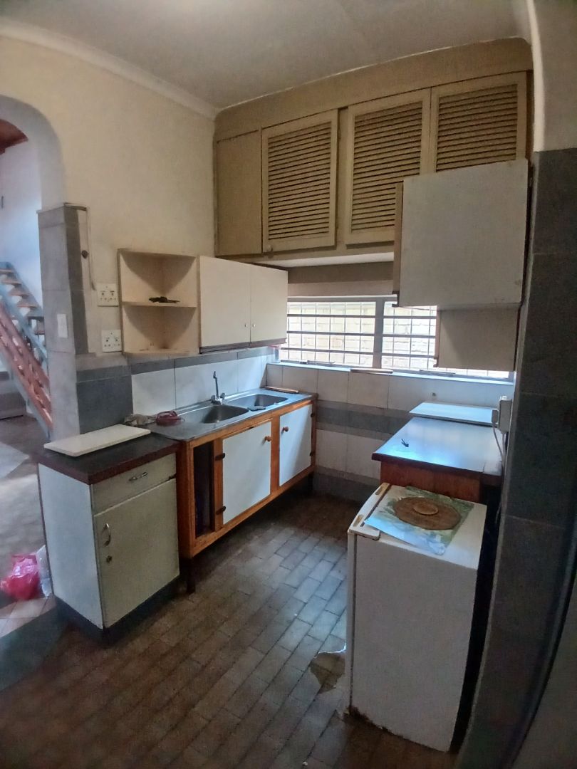 To Let 1 Bedroom Property for Rent in Capital Park Gauteng