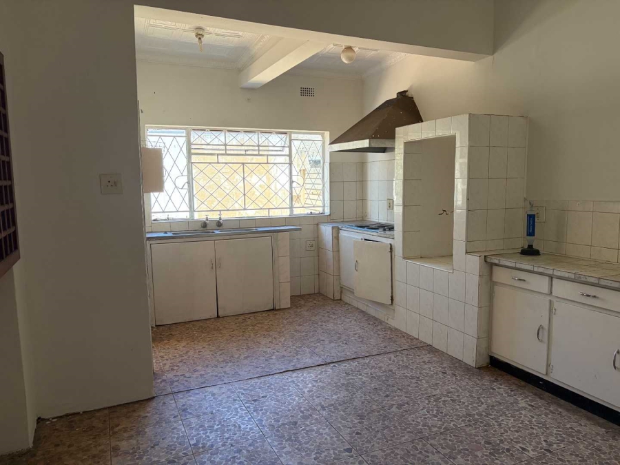 3 Bedroom Property for Sale in Orange Grove Gauteng